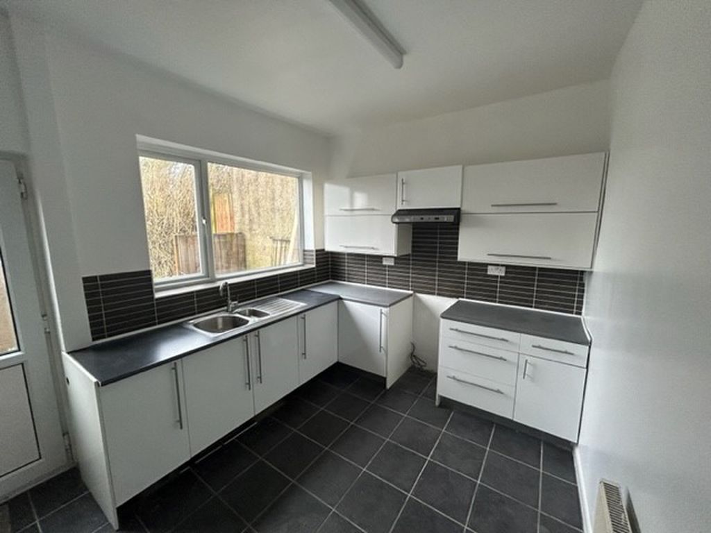 Property photo 3 of 7 Photo 3