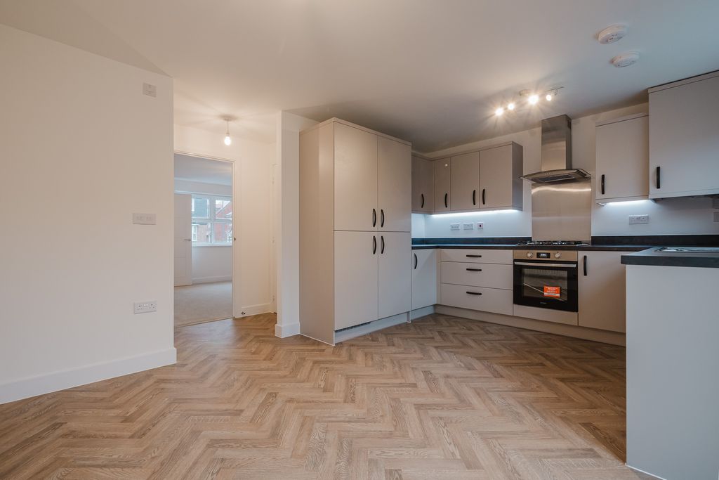 Property photo 3 of 8 Photo