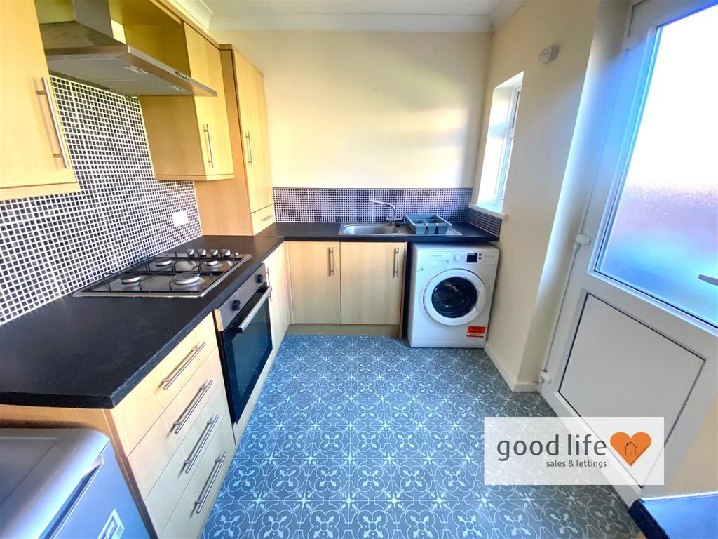 Property photo 3 of 14 20260430_110446022_Ios4Westheathavenue.Jpg