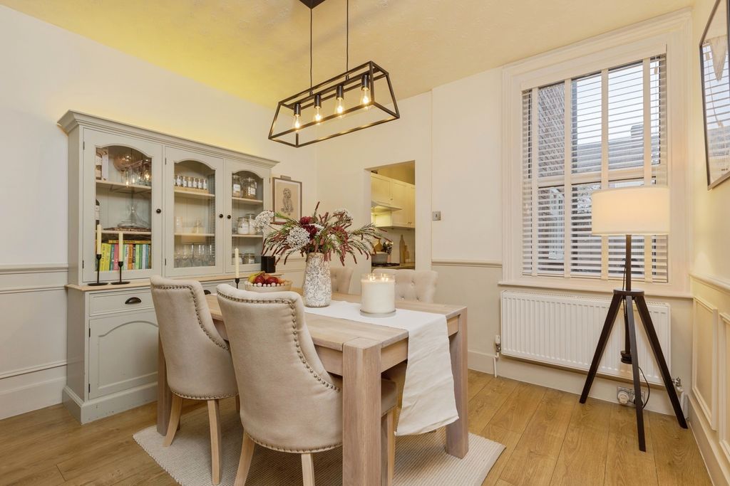 Property photo 3 of 13 Pbox-Img.Jpg