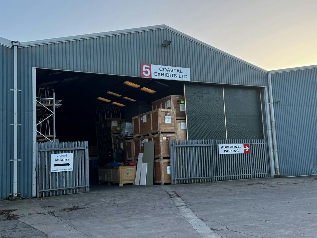 Property photo 1 of 3 Front Photo 2.Jpg