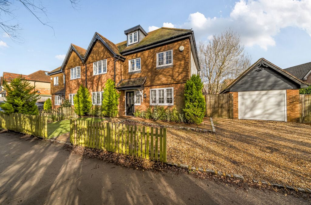 Property photo 1 of 22 1405047-22-697A21...