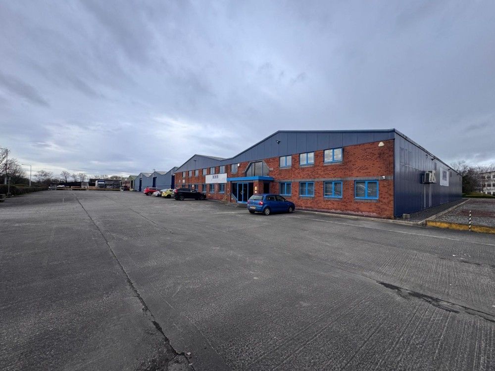 Property photo 2 of 10