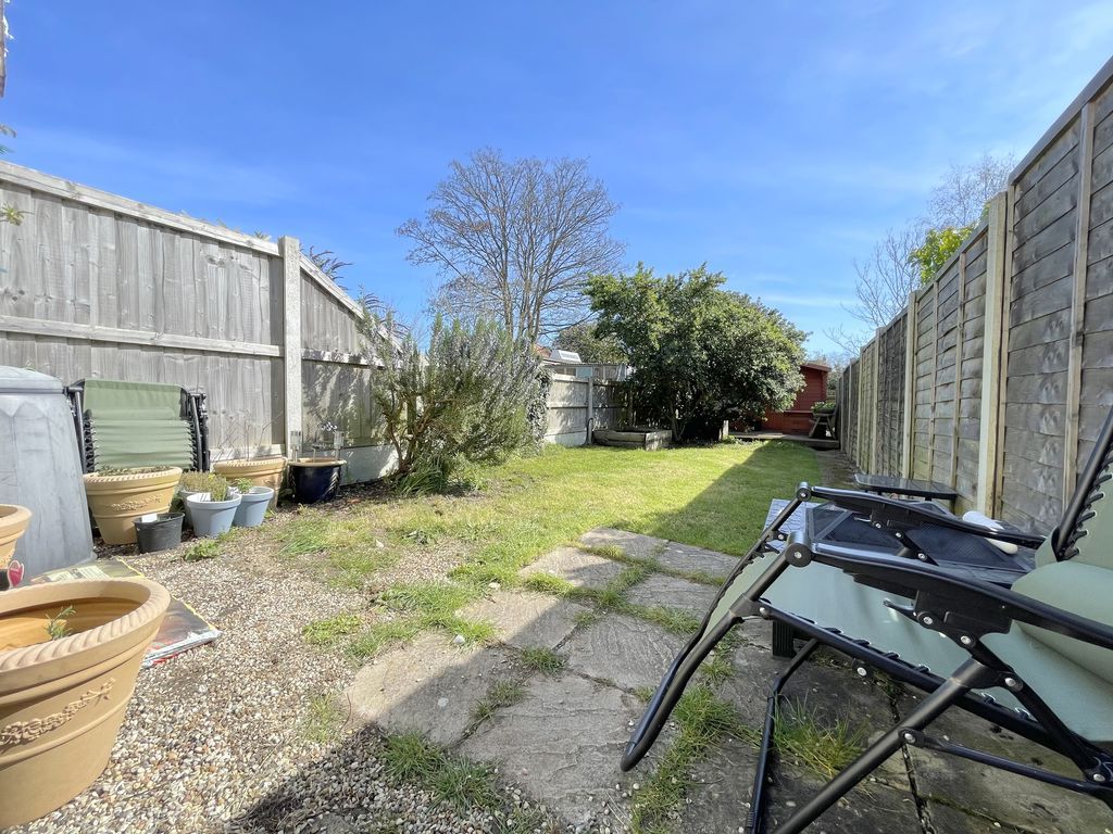 Property photo 2 of 17 North Road