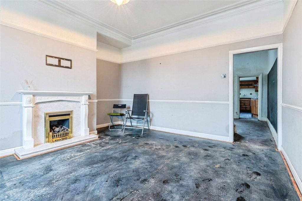 Property photo 3 of 17 Picture No. 11