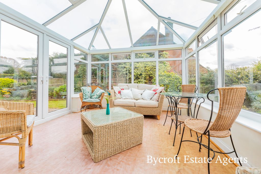 Property photo 2 of 22