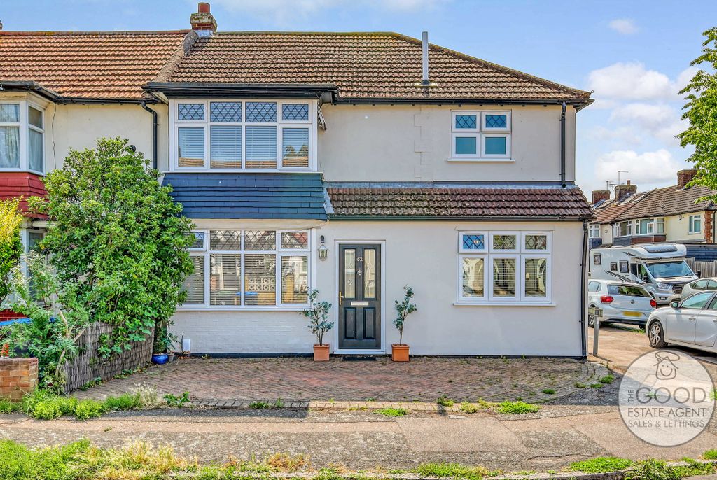 Property photo 1 of 27