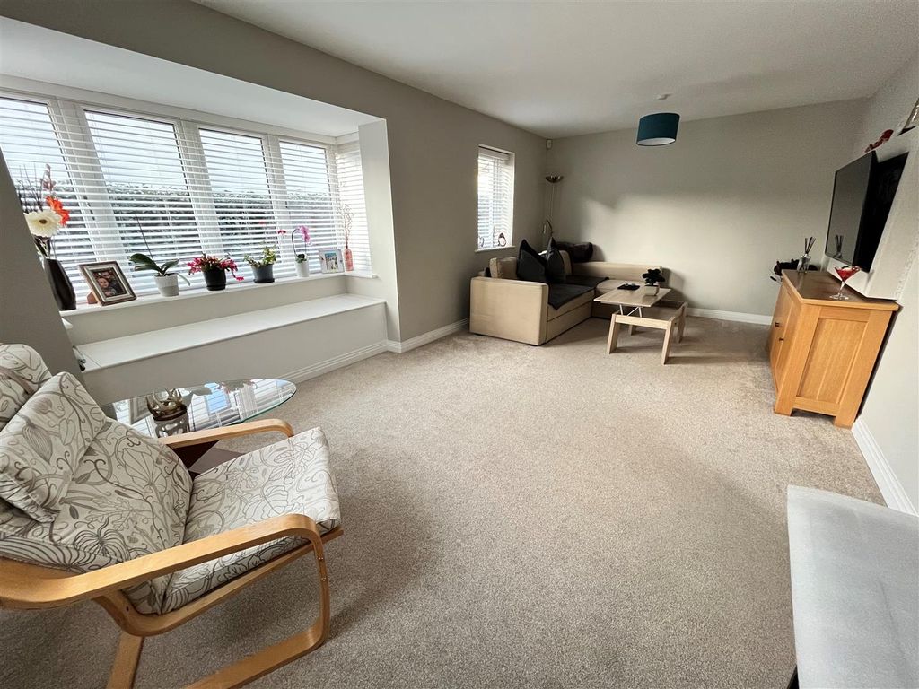 Property photo 3 of 18 1.Jpg