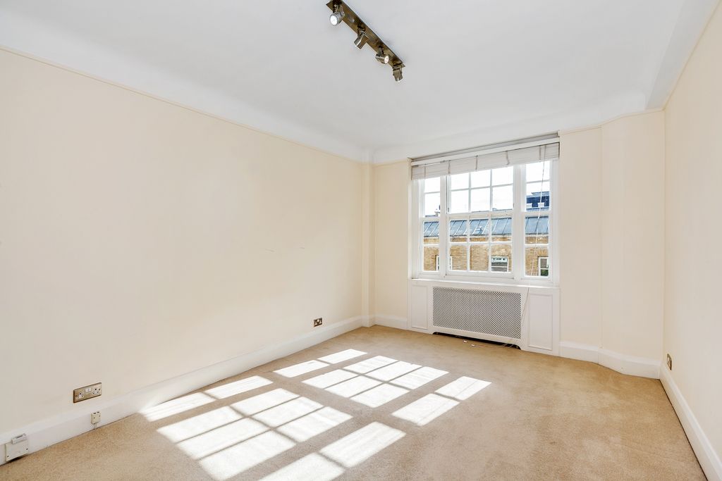 Property photo 3 of 6
