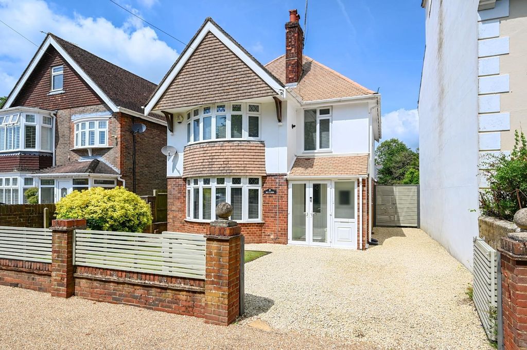 Property photo 1 of 20 Millers, Cagedfoot Lane, Bn5 (5).Jpg