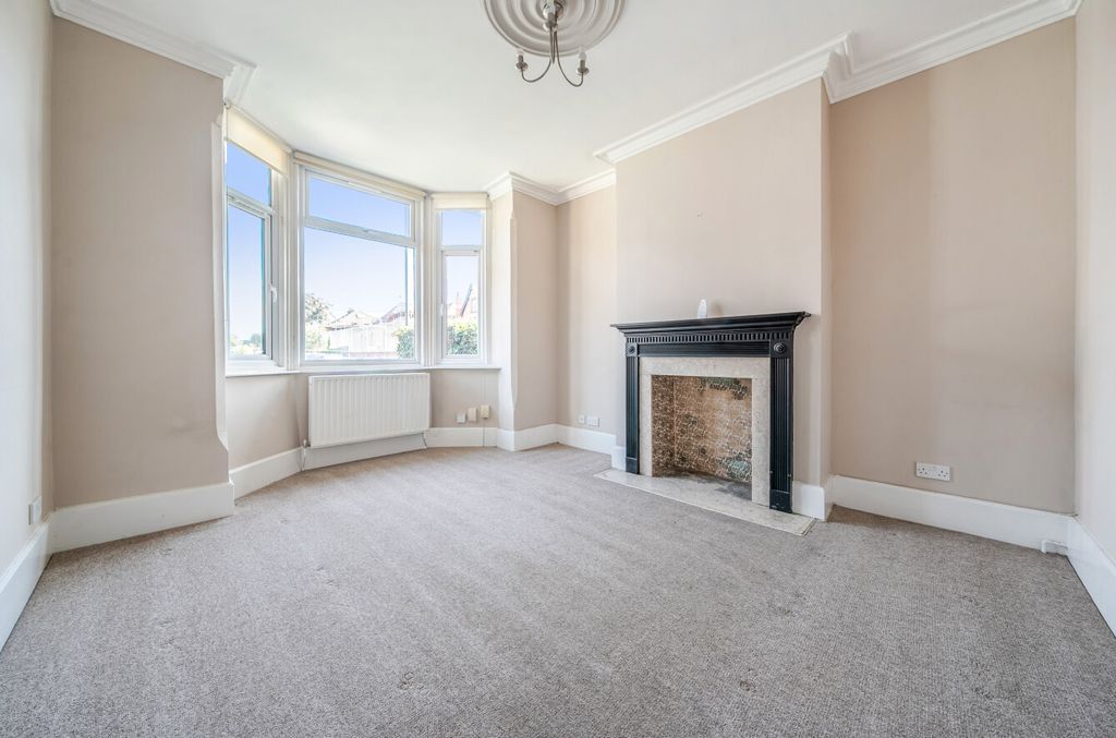 Property photo 3 of 19 3
