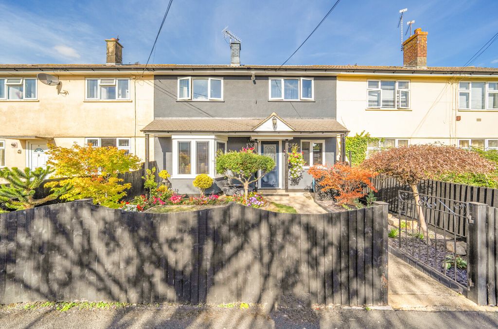 Property photo 1 of 13 15257331