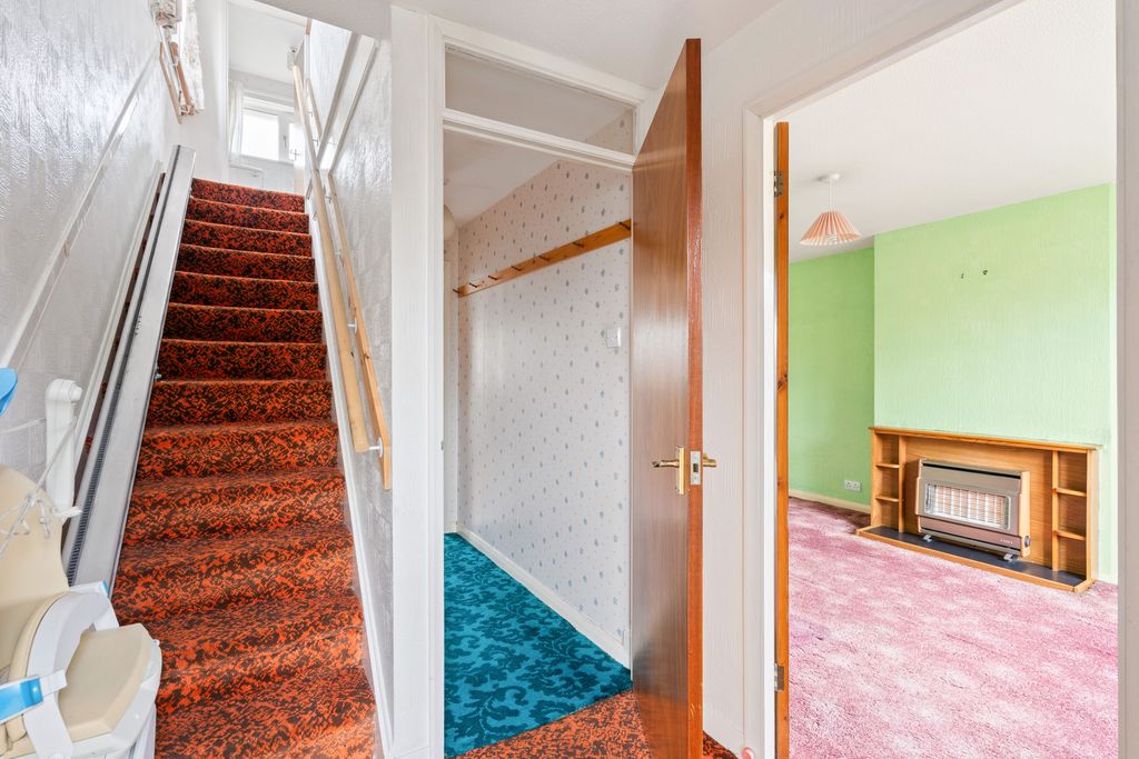 Additional image 9 of 3 bed semi-detached house for sale6 Baberton Mains Grove, Edinburgh EH14