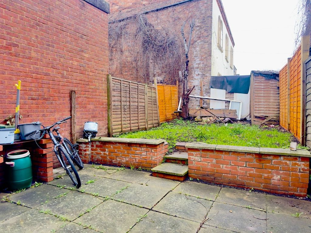 Property photo 3 of 10