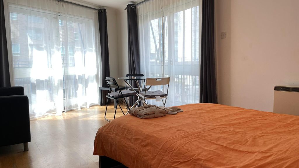 Property photo 3 of 12 Photo 2