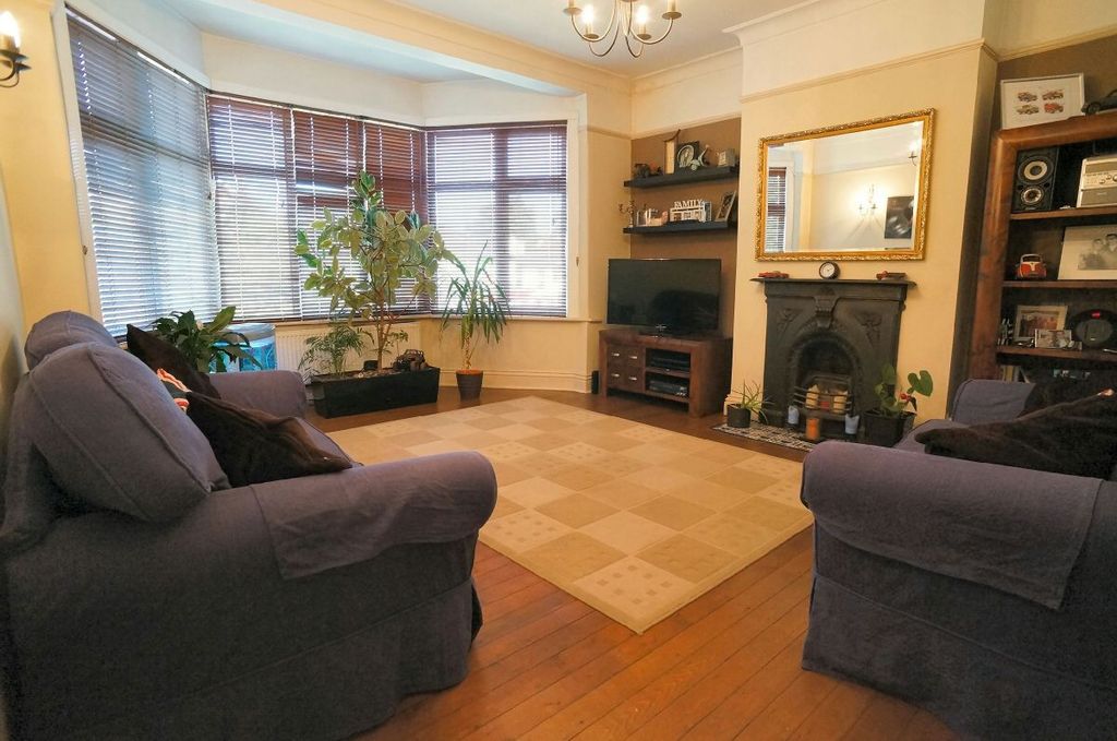 Property photo 2 of 21 Lounge Dining Room