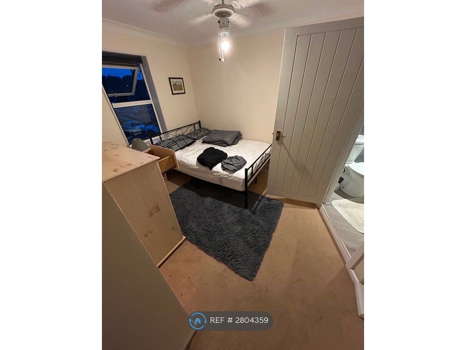Property photo 1 of 4