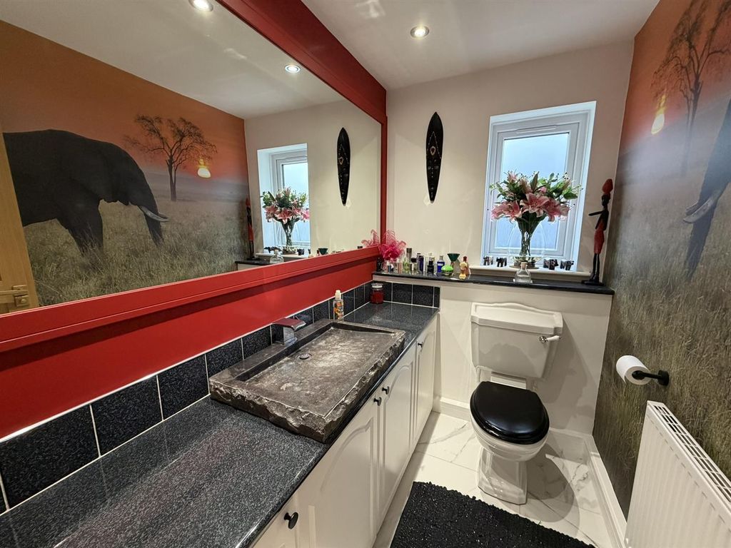 Additional image 11 of 4 bed property for saleShackleton Drive, Daventry NN11
