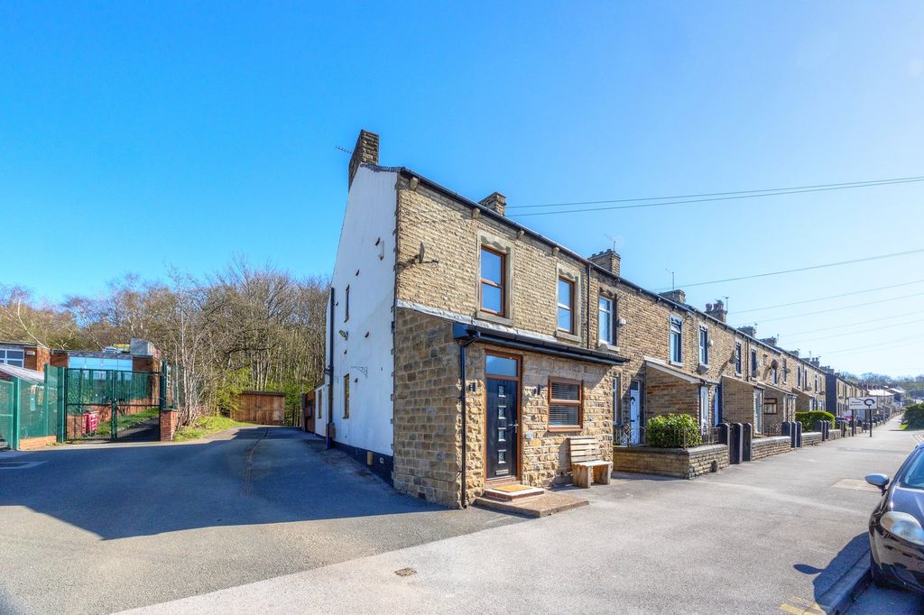 Property photo 1 of 23