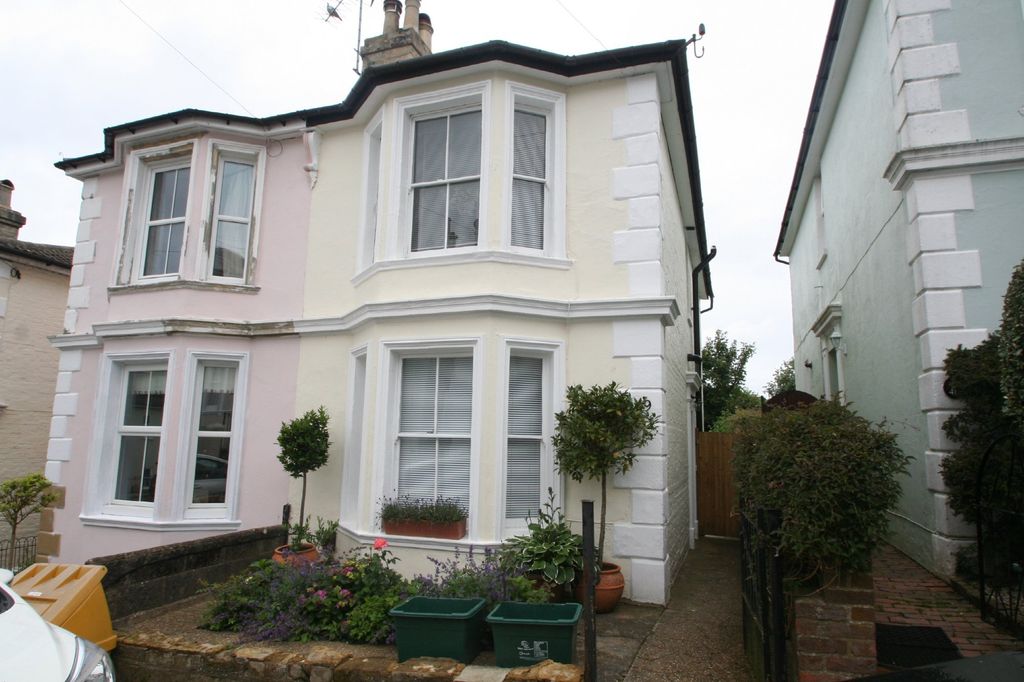 Property photo 1 of 4