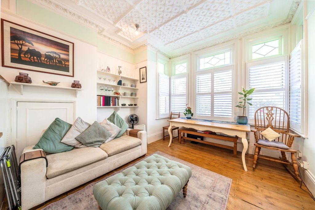 Property photo 3 of 7