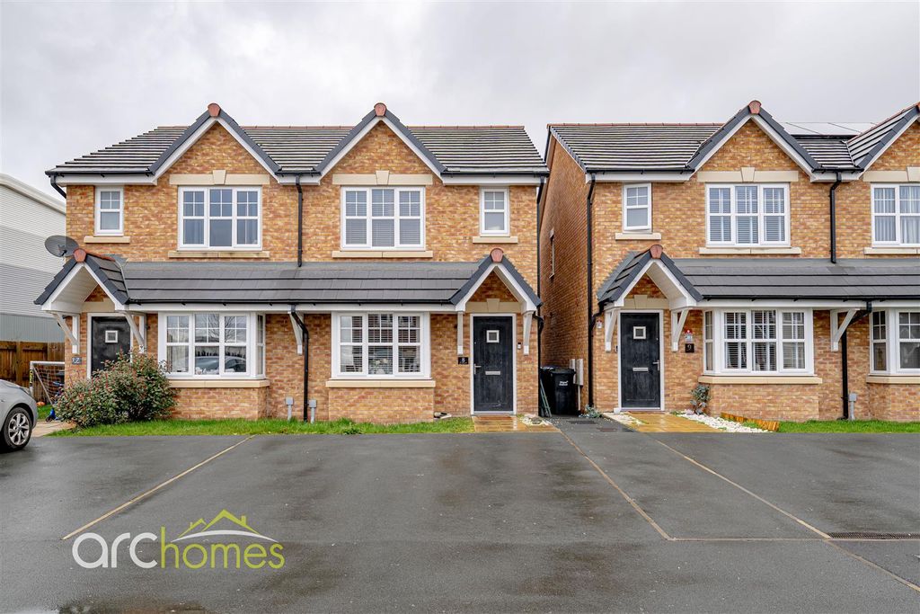 Property photo 1 of 25 Elm-23.Jpg