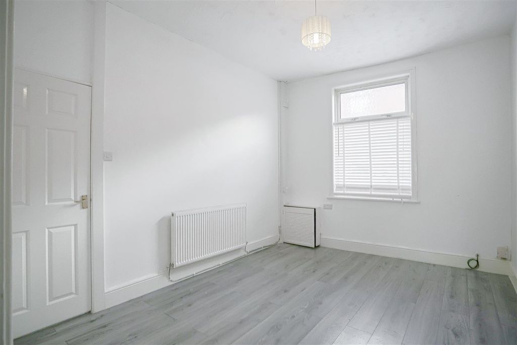 Property photo 2 of 17 2.Jpg