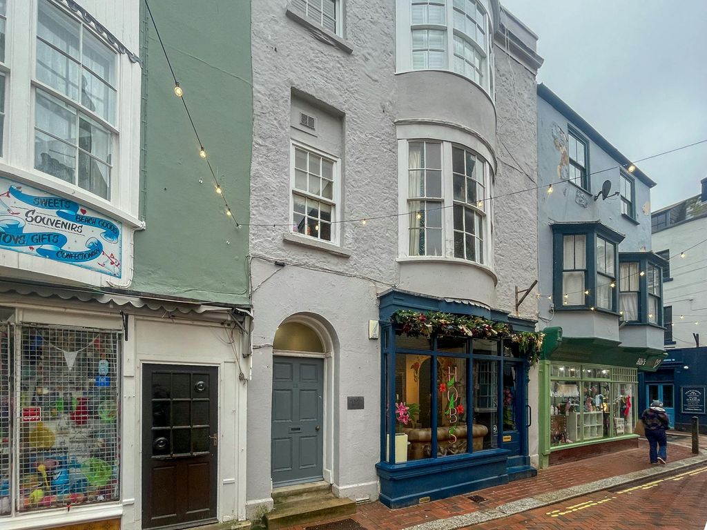 Property photo 1 of 8 9.Jpg