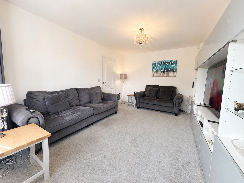 Property photo 3 of 23