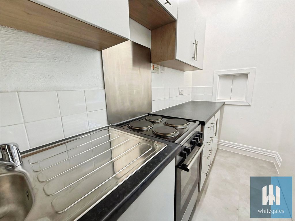 Property photo 2 of 15 Picture No. 22