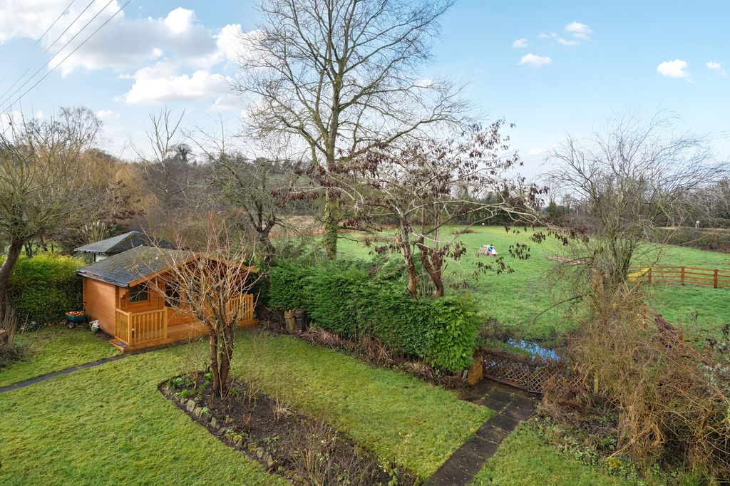 Property photo 3 of 9