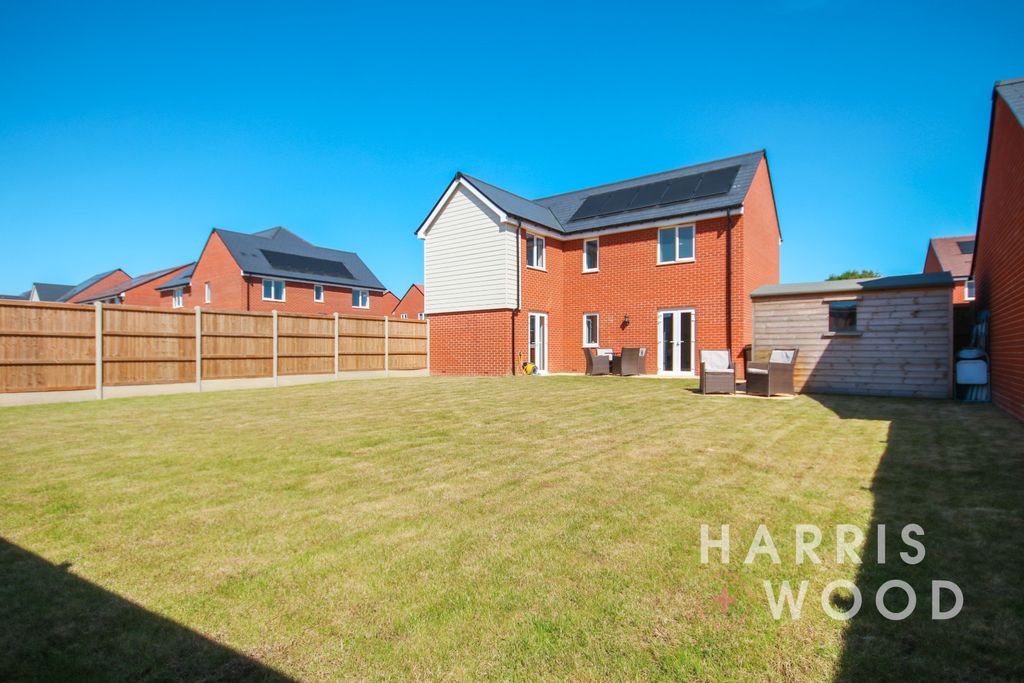 Property photo 1 of 32 4955340