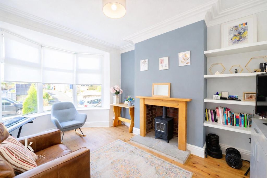 Property photo 2 of 29 92Deeb33-0A2A-412A-8Ffb-31Cbc6332676.Png