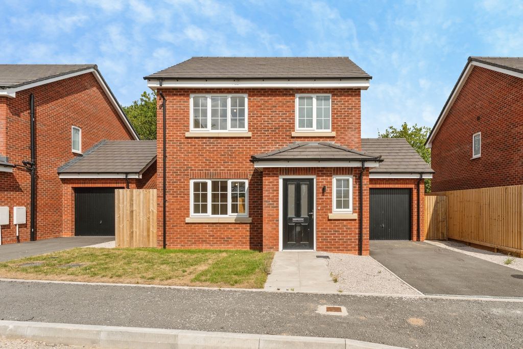 Property photo 1 of 24 Pbox-Img.Jpg