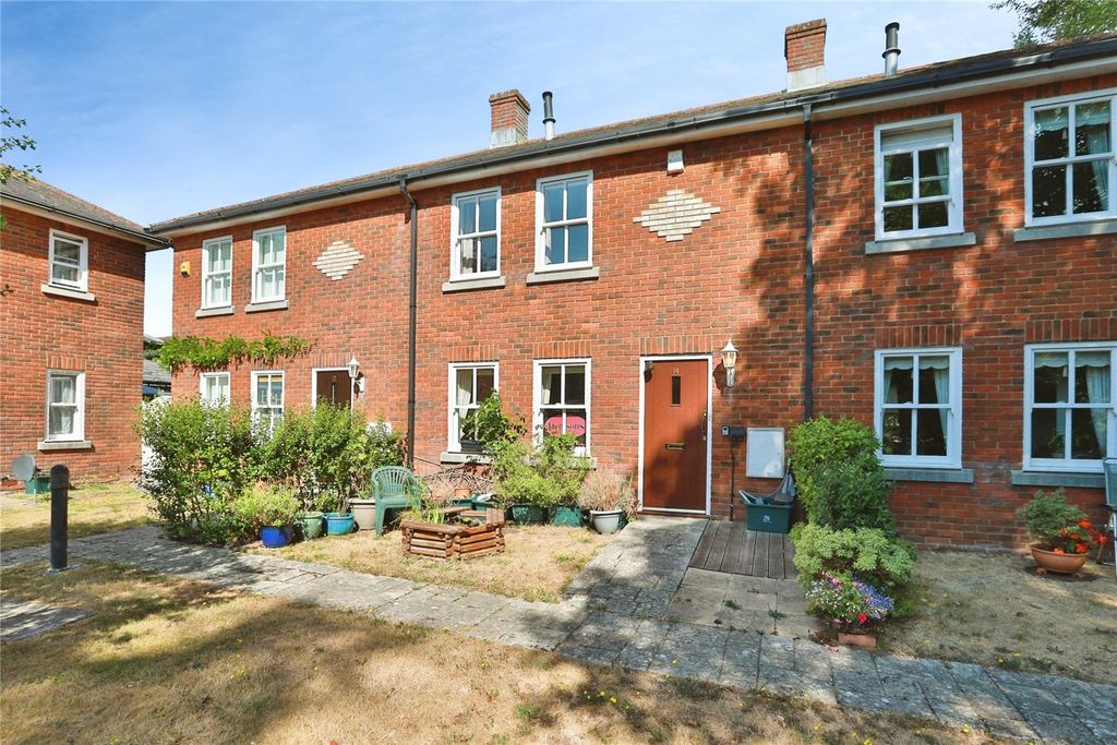 Property photo 2 of 19 Picture No. 20