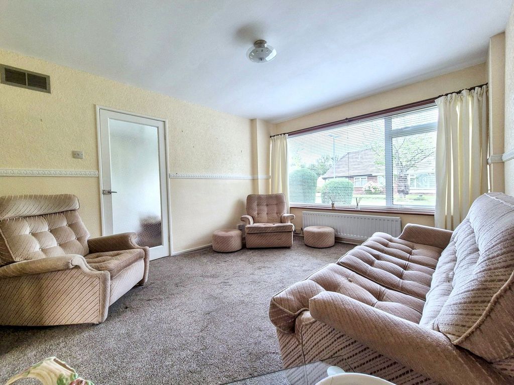 Property photo 2 of 23