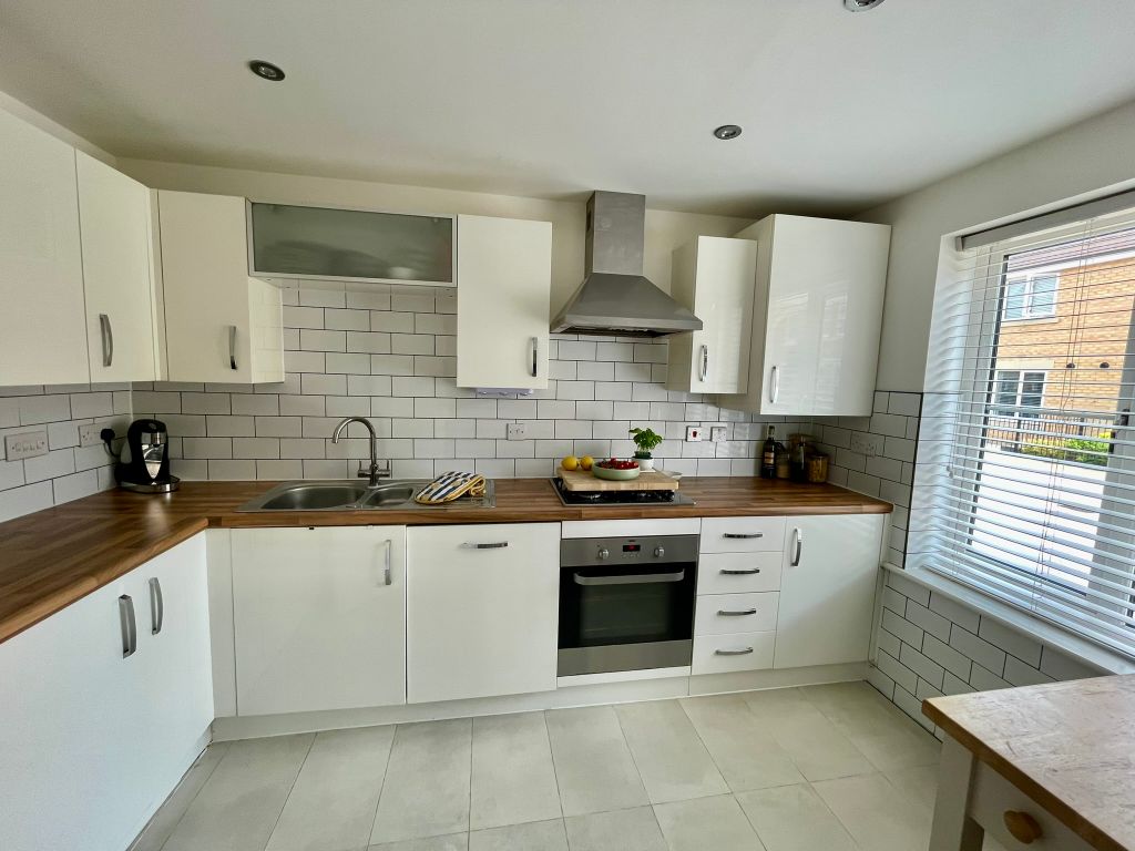 Property photo 2 of 14 Fullsizerender-4
