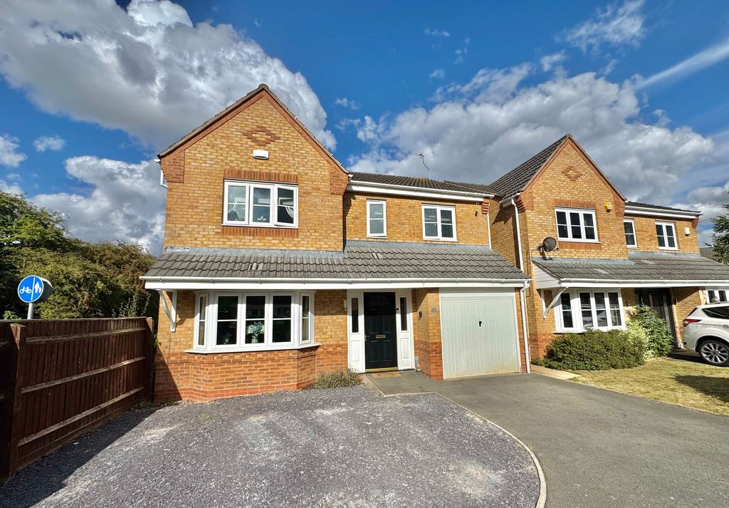 Property photo 1 of 33