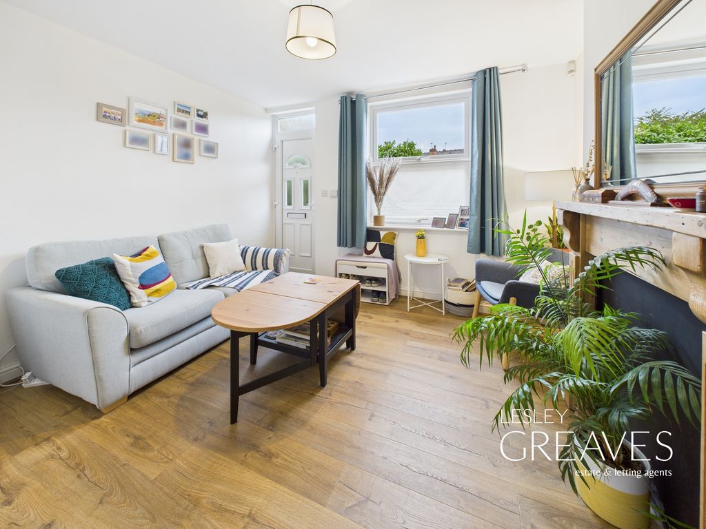 Property photo 2 of 15 Living Room