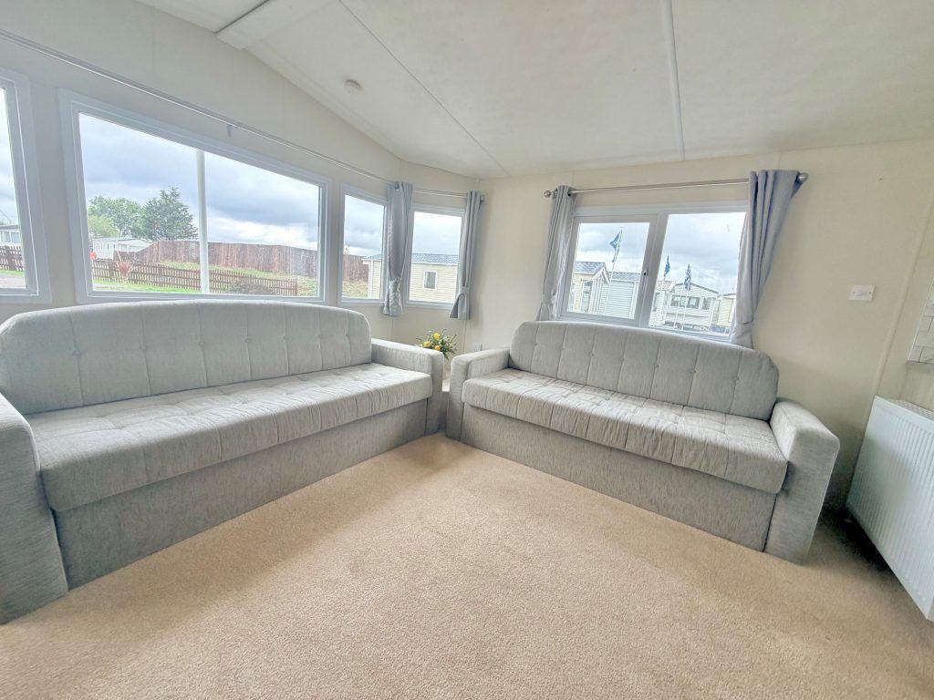 Property photo 3 of 7 Delta Sapphire 2019 Car0026650 148393099.Jpeg