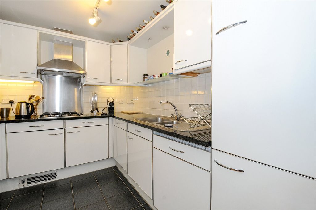 Property photo 3 of 7 Picture No. 08