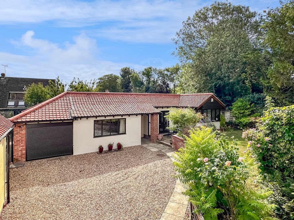 Property photo 1 of 25 Exterior6