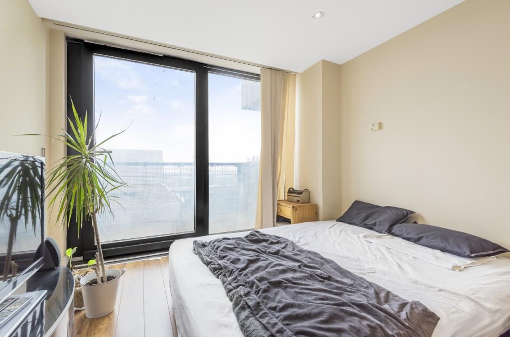 Property photo 3 of 7 Bedroom