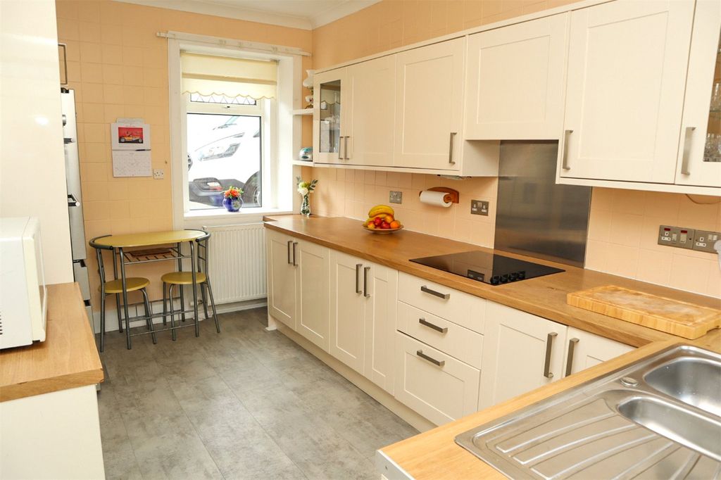 Property photo 2 of 35 Kitchen