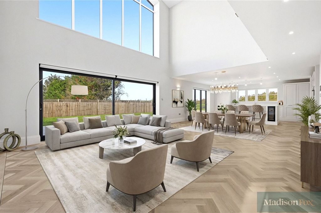 Property photo 3 of 42 Picture No. 84