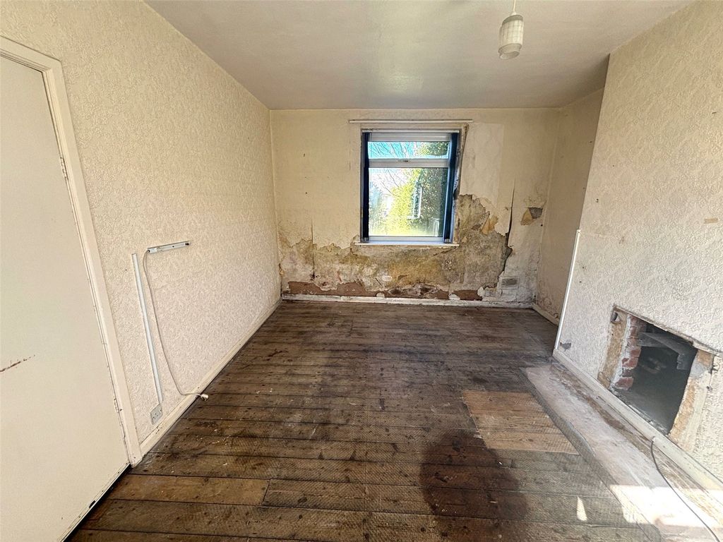 Property photo 3 of 10 Picture No. 18