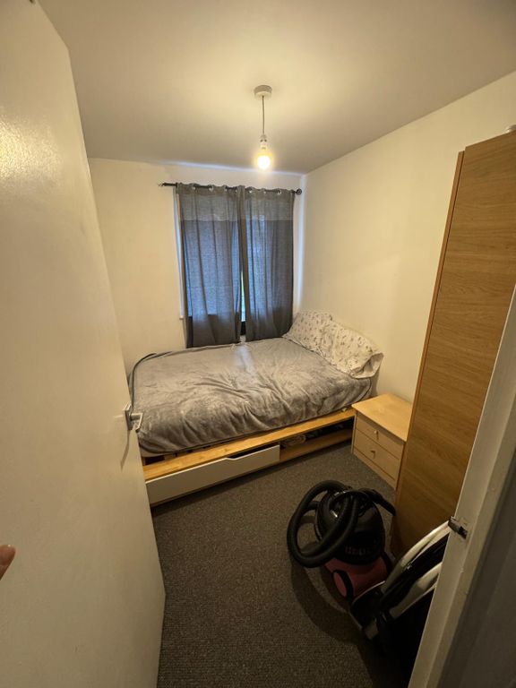 Property photo 3 of 7 Gallery