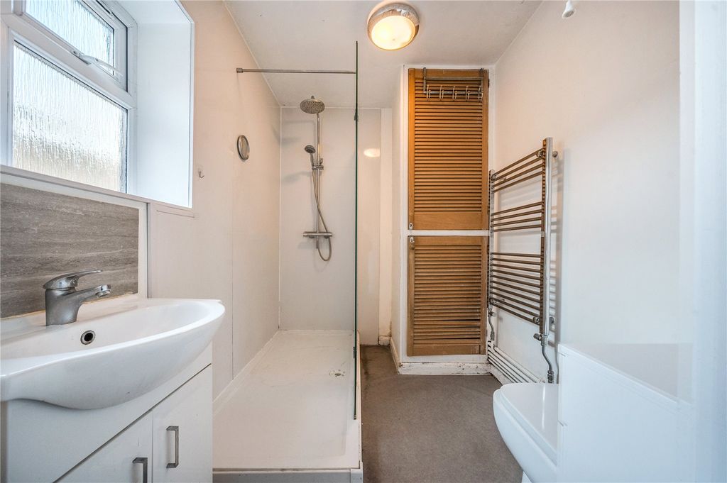 Property photo 3 of 9 Shower Room