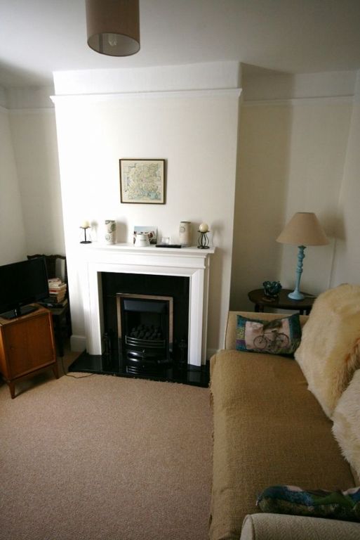 Property photo 2 of 9