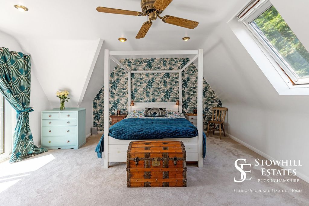 Property photo 3 of 44 Principal Bedroom